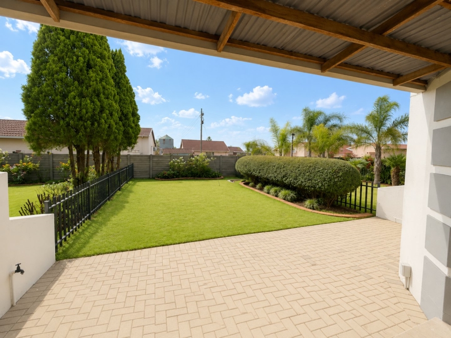 3 Bedroom Property for Sale in Roodia Free State